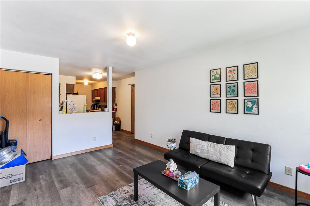 632 S Dodge Street Unit: 1-11