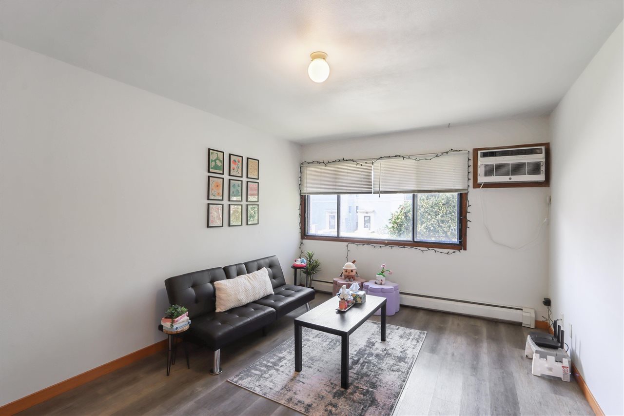 632 S Dodge Street Unit: 1-11