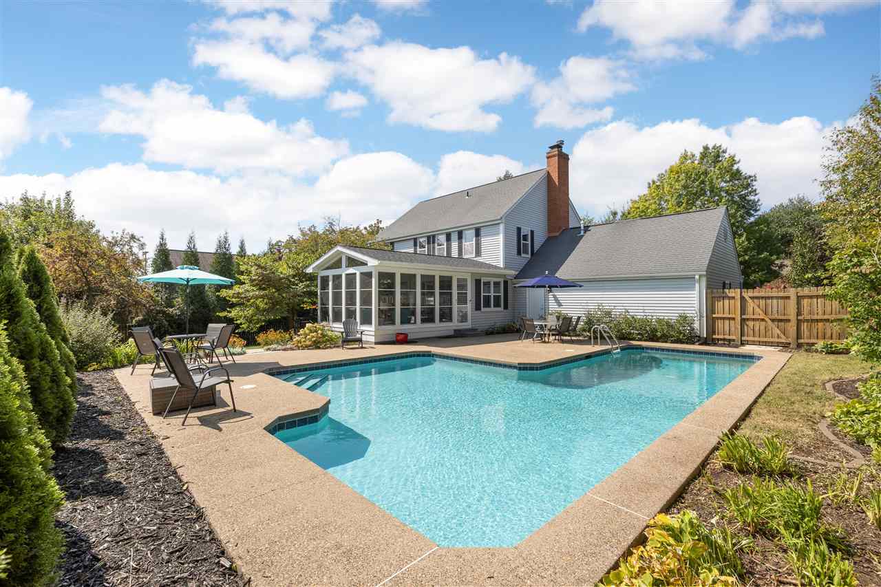 4 Heather Dr