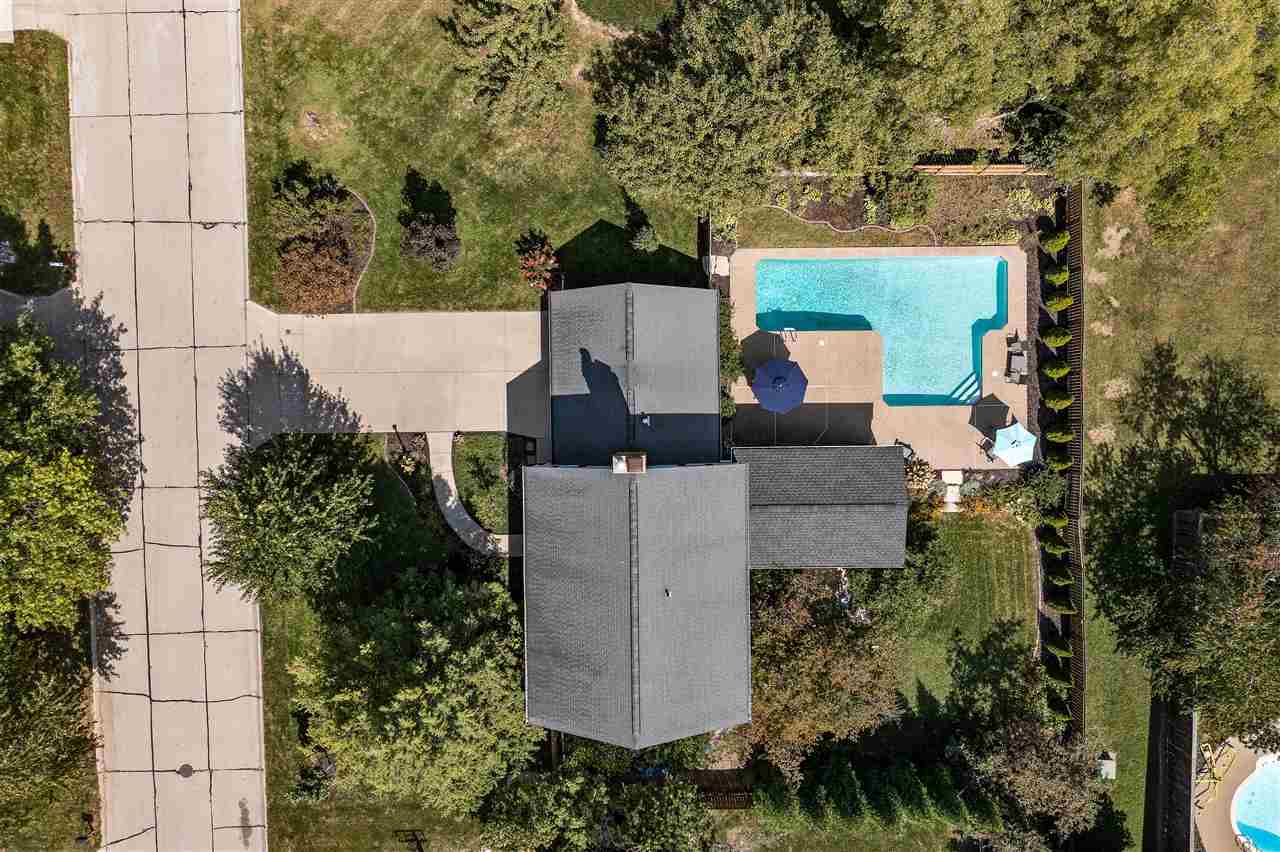 4 Heather Dr