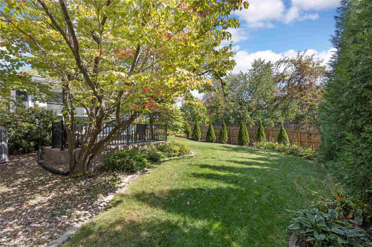 4 Heather Dr