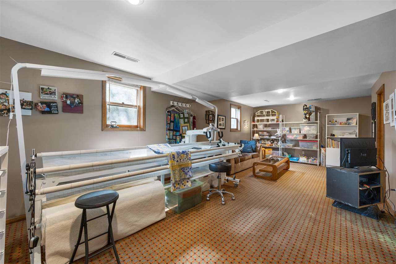 4 Heather Dr