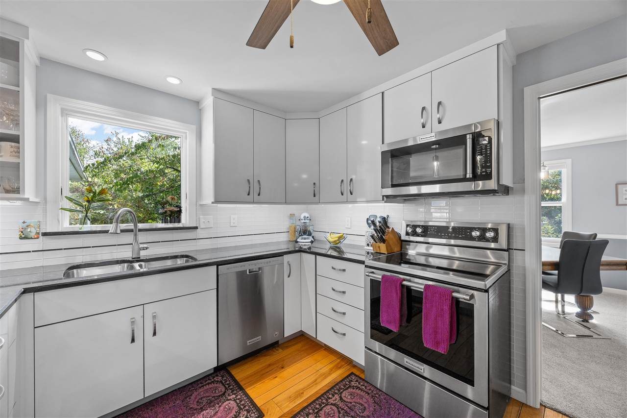 4 Heather Dr