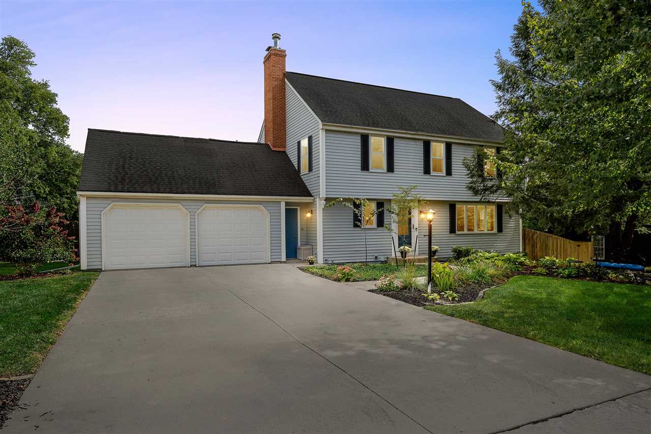 4 Heather Dr