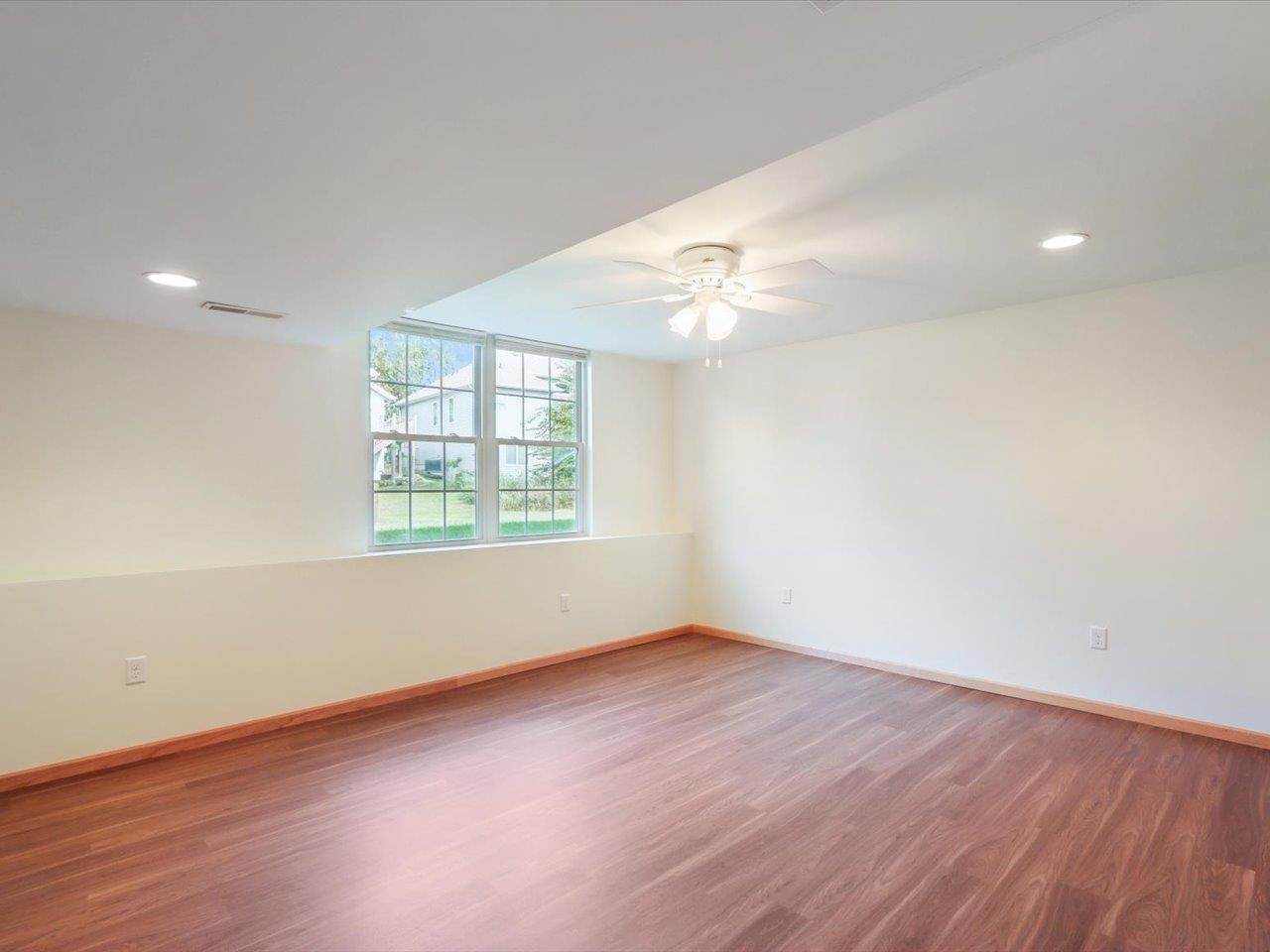 15 Willoughby Pl