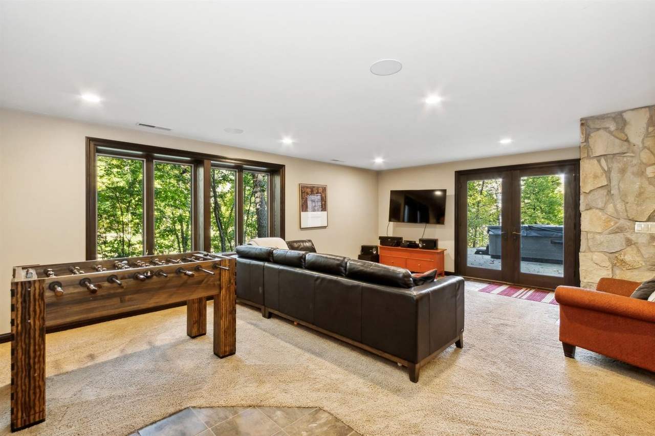 1462 Trail Bend Dr NW