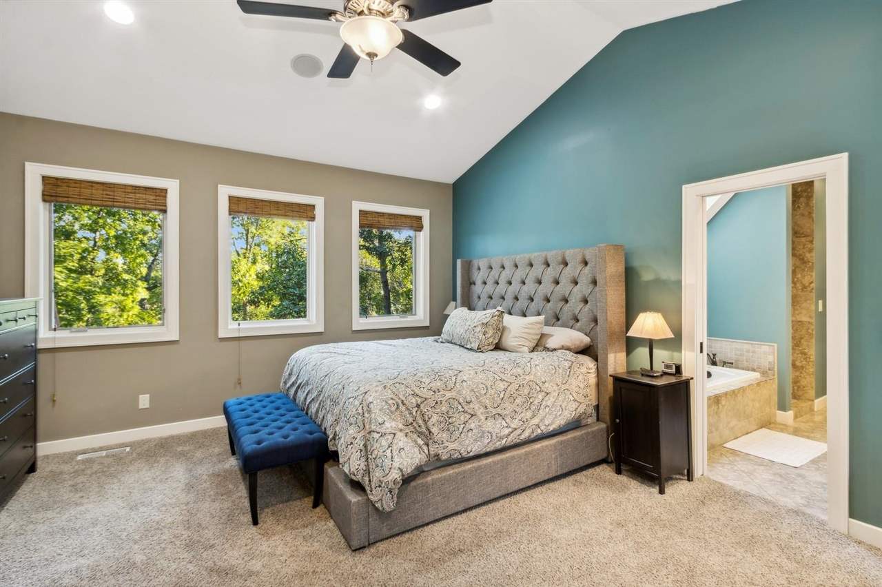 1462 Trail Bend Dr NW