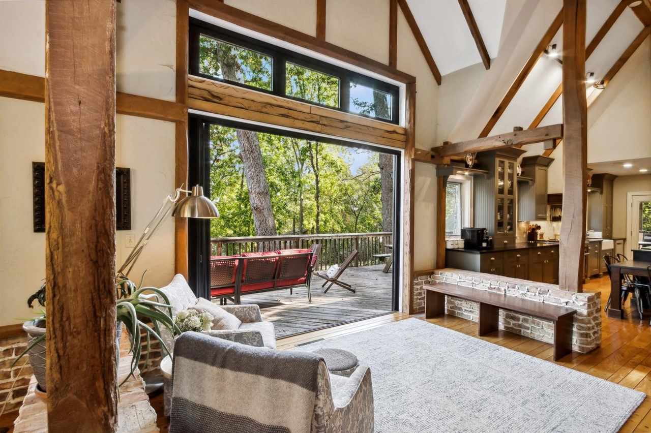 1462 Trail Bend Dr NW