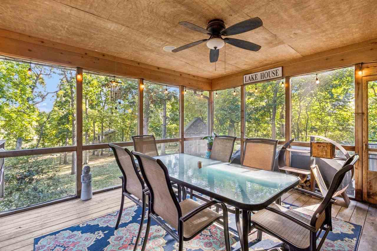 1462 Trail Bend Dr NW