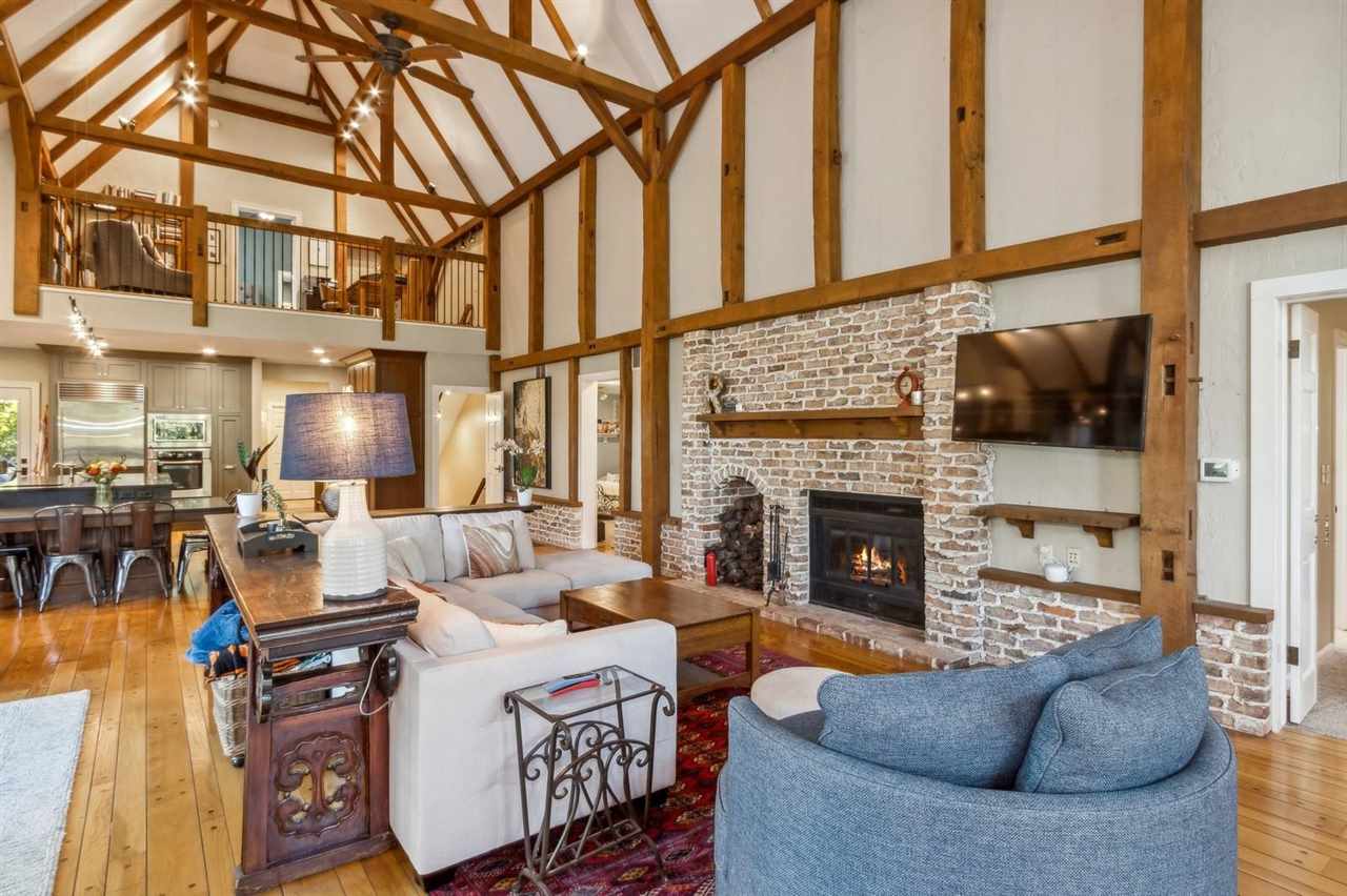 1462 Trail Bend Dr NW