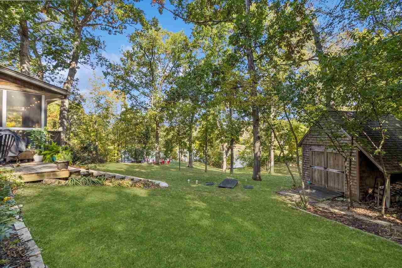 1462 Trail Bend Dr NW