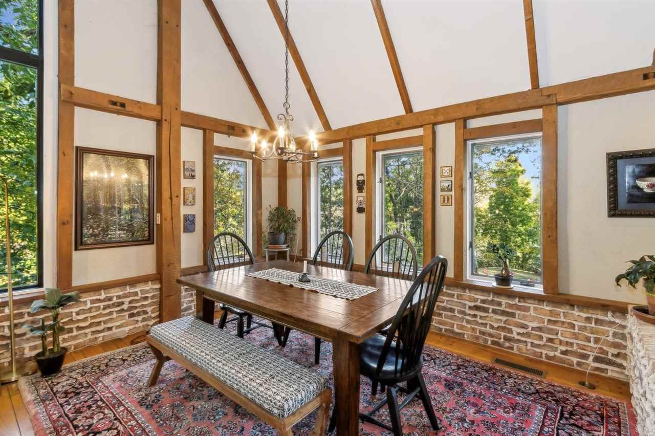 1462 Trail Bend Dr NW