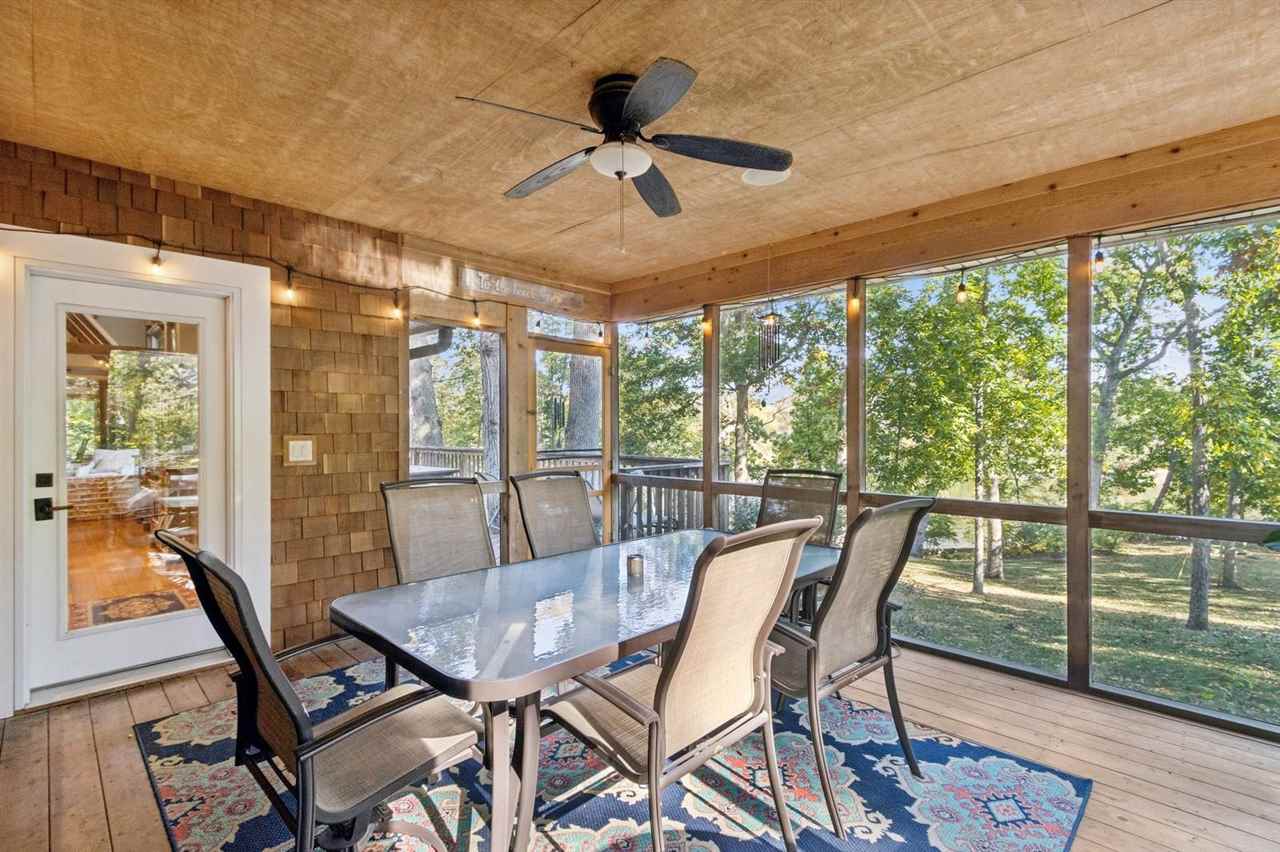 1462 Trail Bend Dr NW