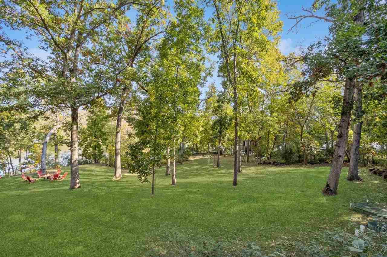 1462 Trail Bend Dr NW