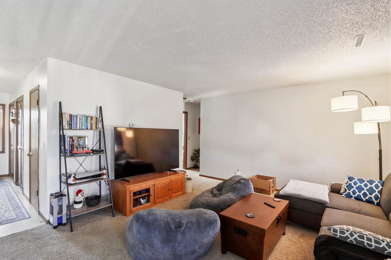 403-461 Westwinds Dr