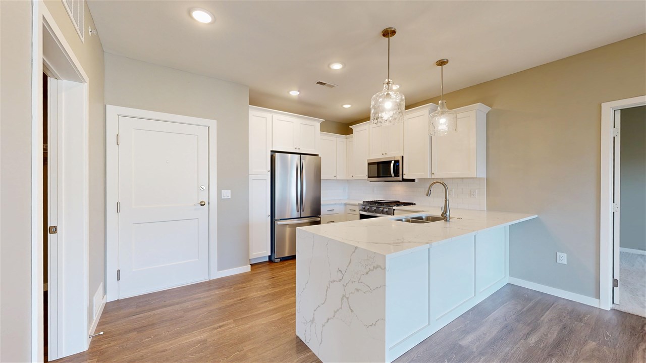 260 N Scott Blvd Unit: 311