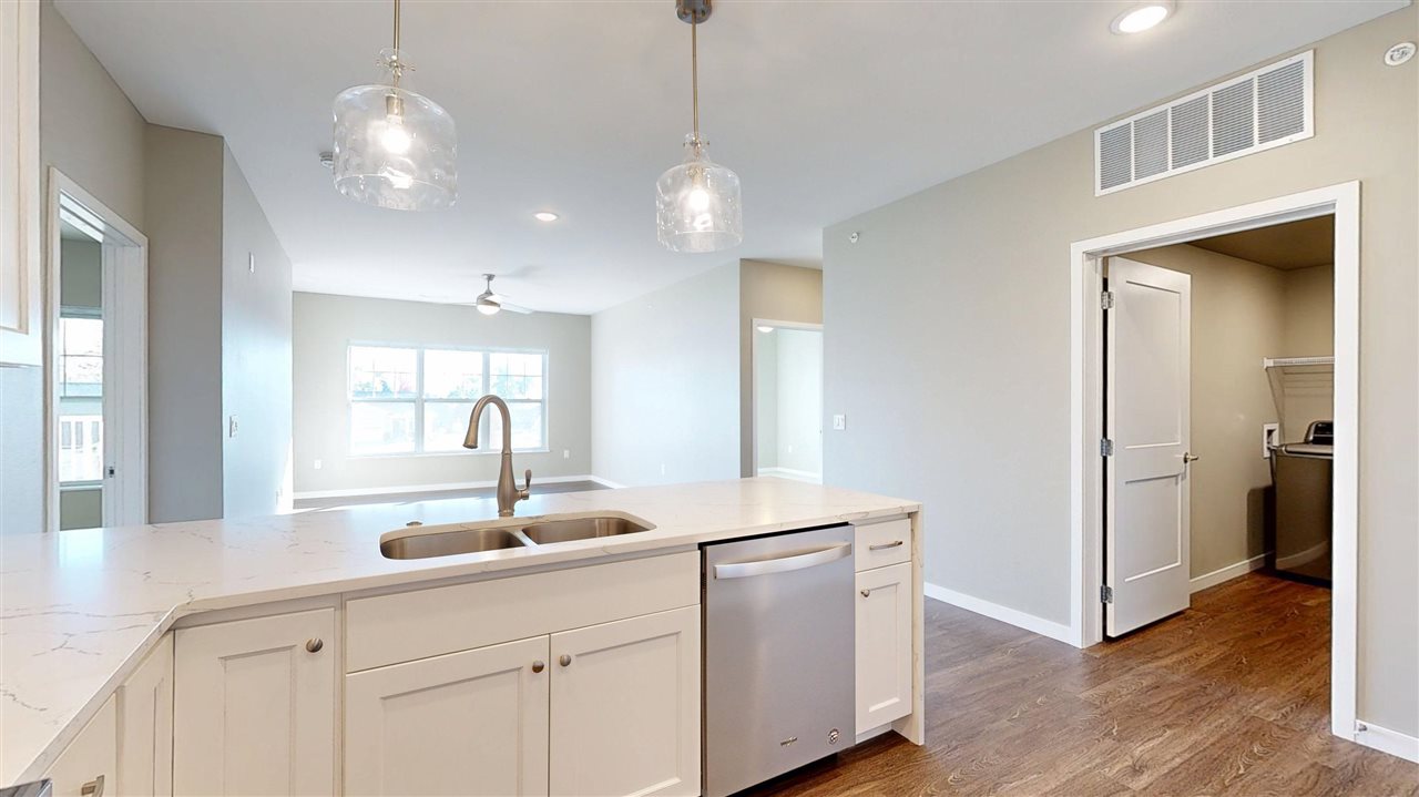 260 N Scott Blvd Unit: 311