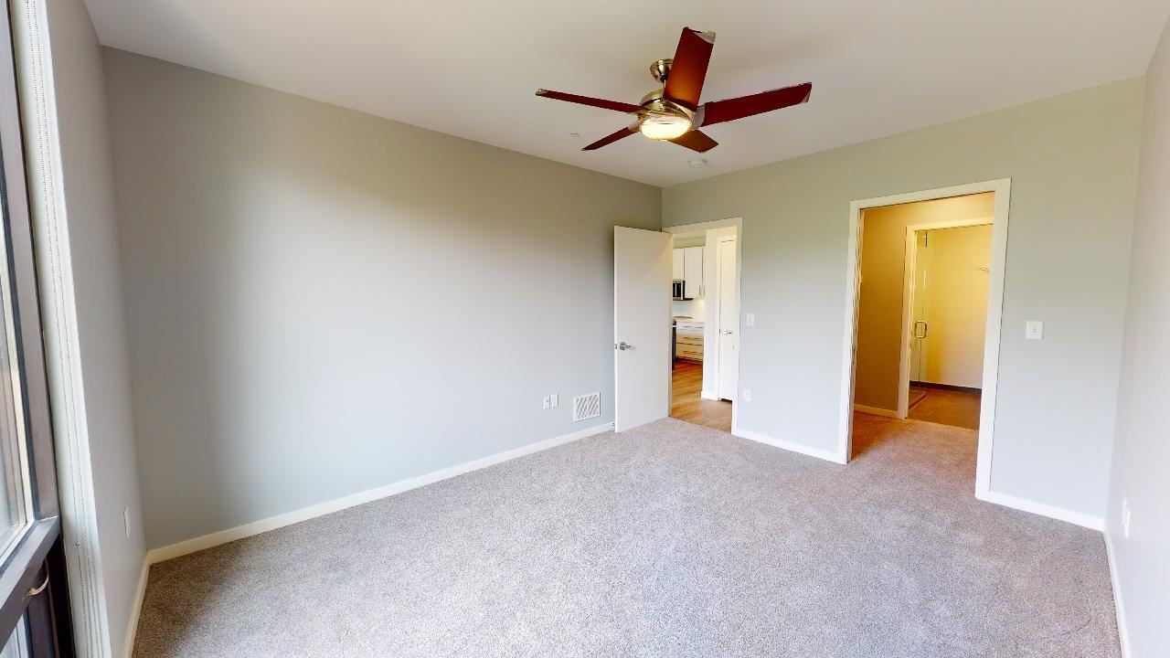 1 University Way Unit: 414