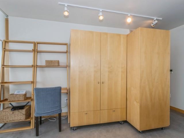 221 E College St Unit: 1104