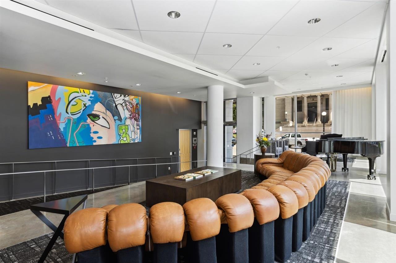 221 E College St Unit: 1104