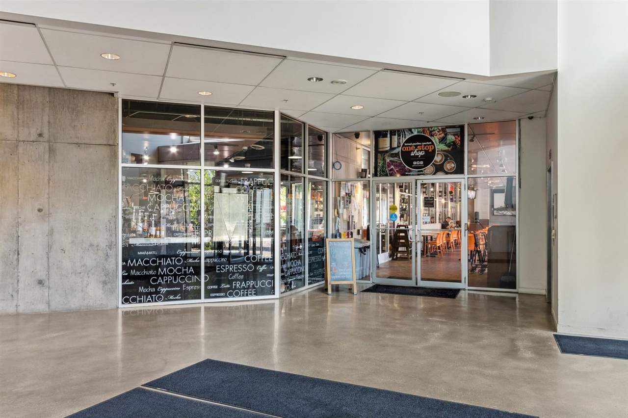 221 E College St Unit: 1104