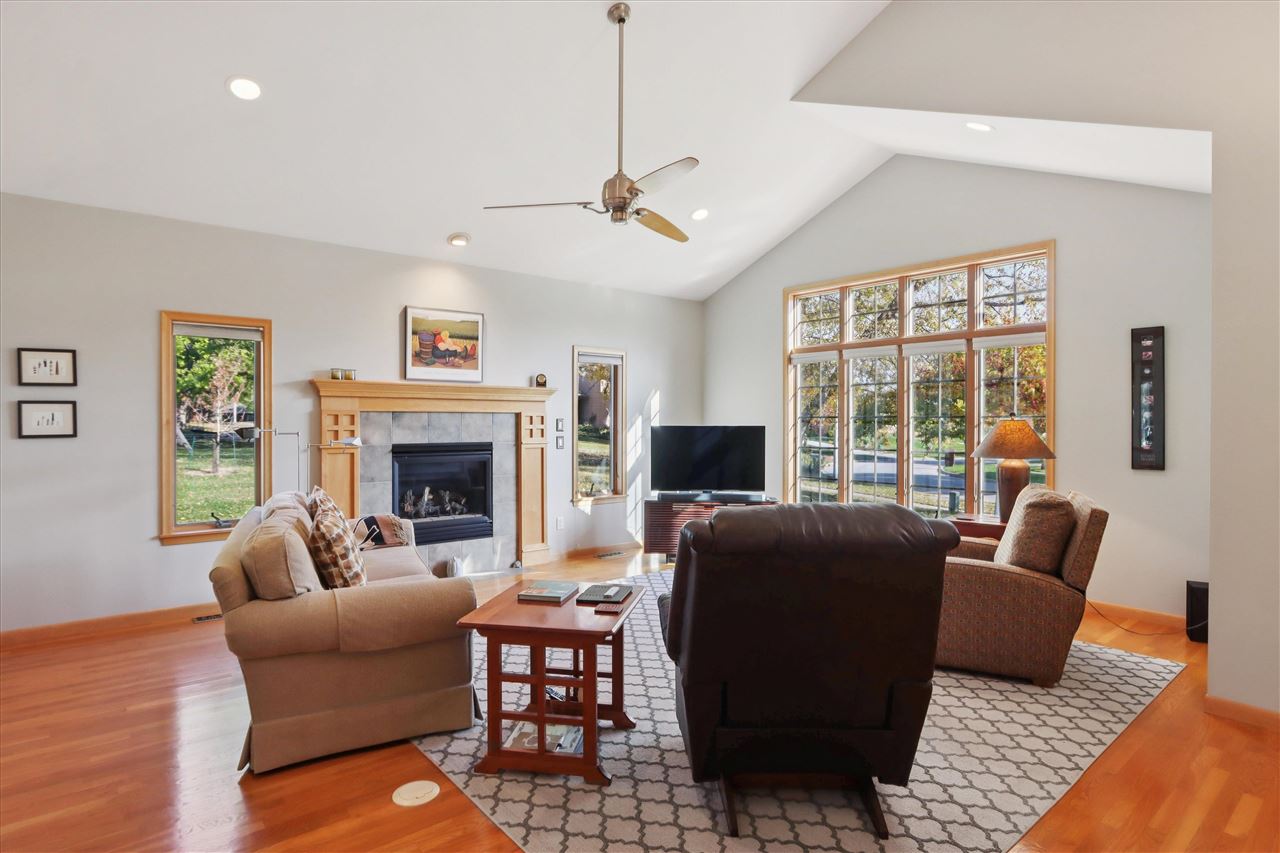 241 Green Mountain Dr