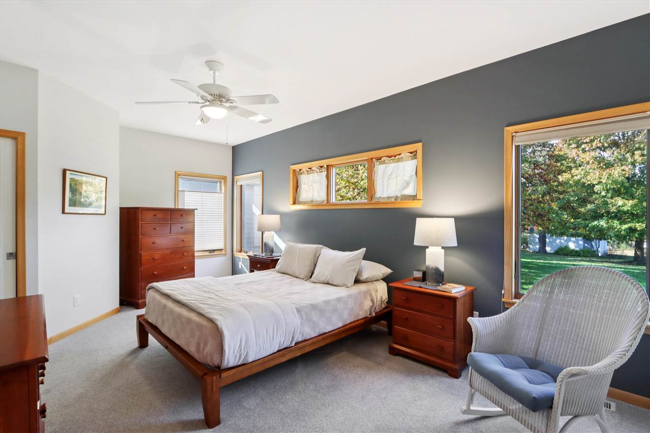 241 Green Mountain Dr