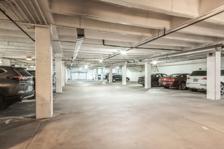 332 S Linn St Unit: 405