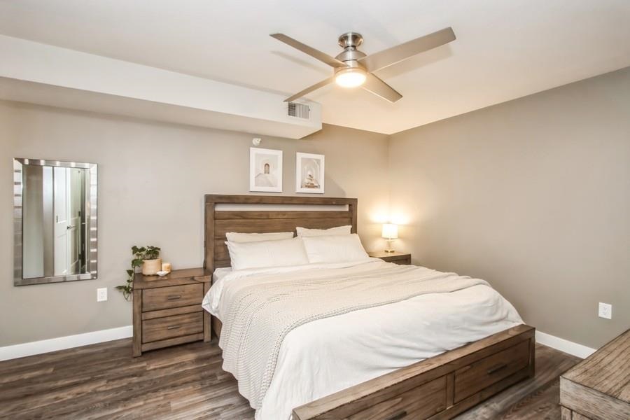 332 S Linn St Unit: 405