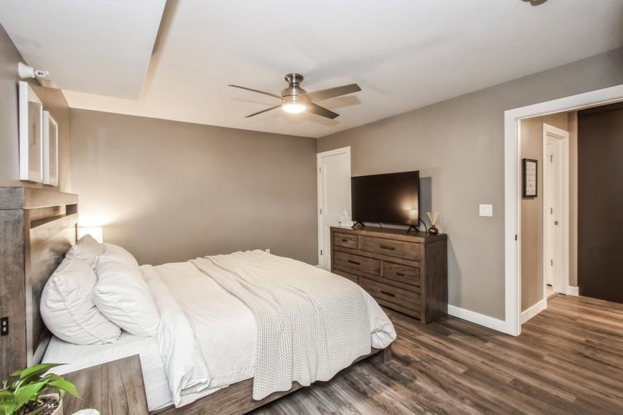 332 S Linn St Unit: 405