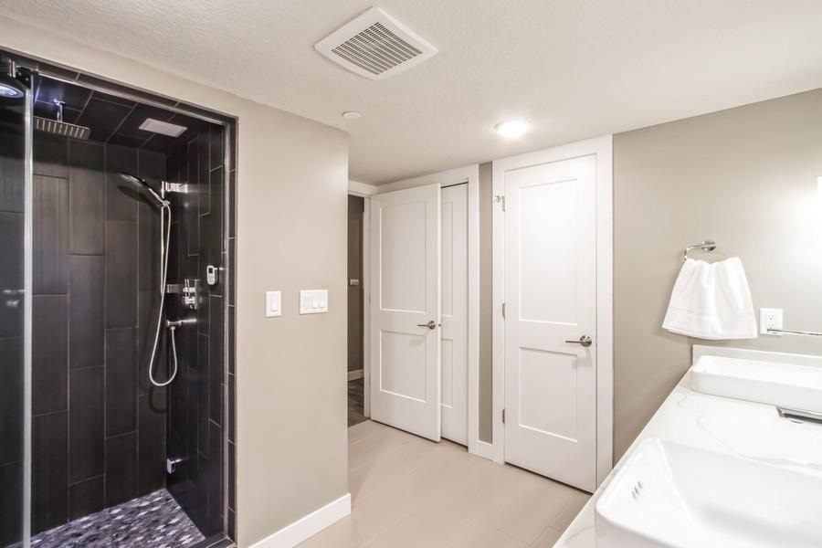 332 S Linn St Unit: 405