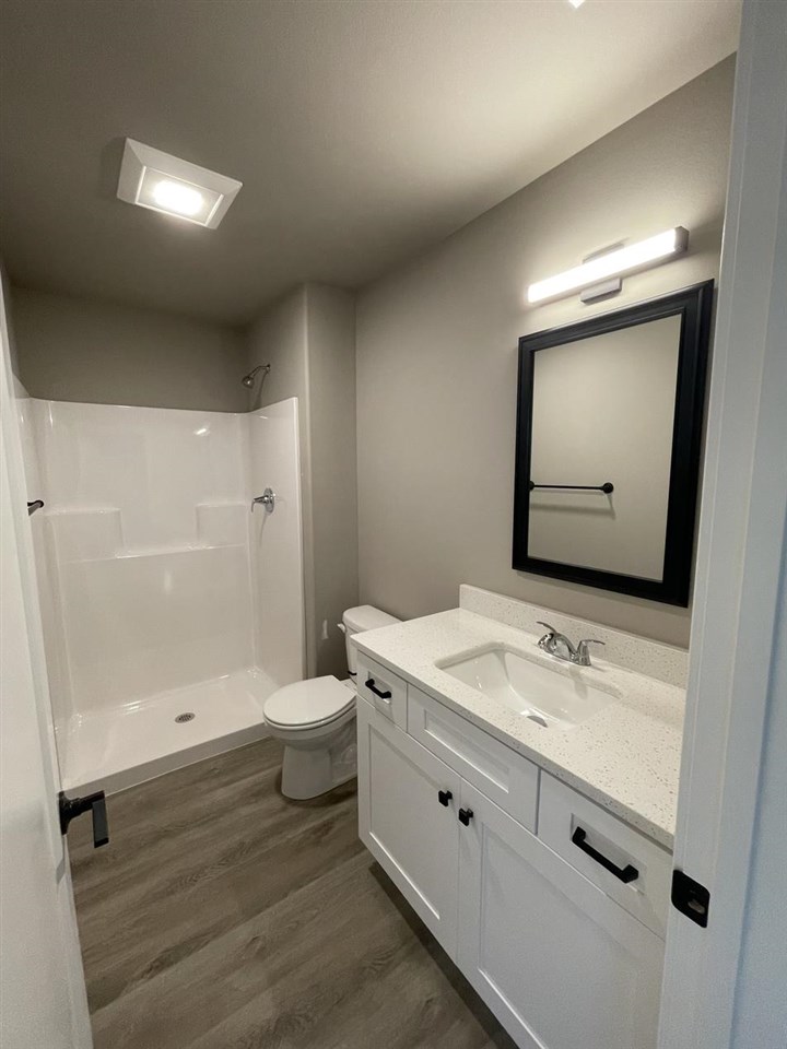3160 Lampe Ln Unit: c
