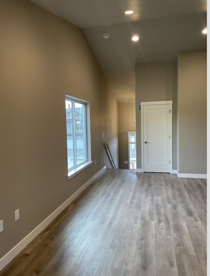 3160 Lampe Ln Unit: c