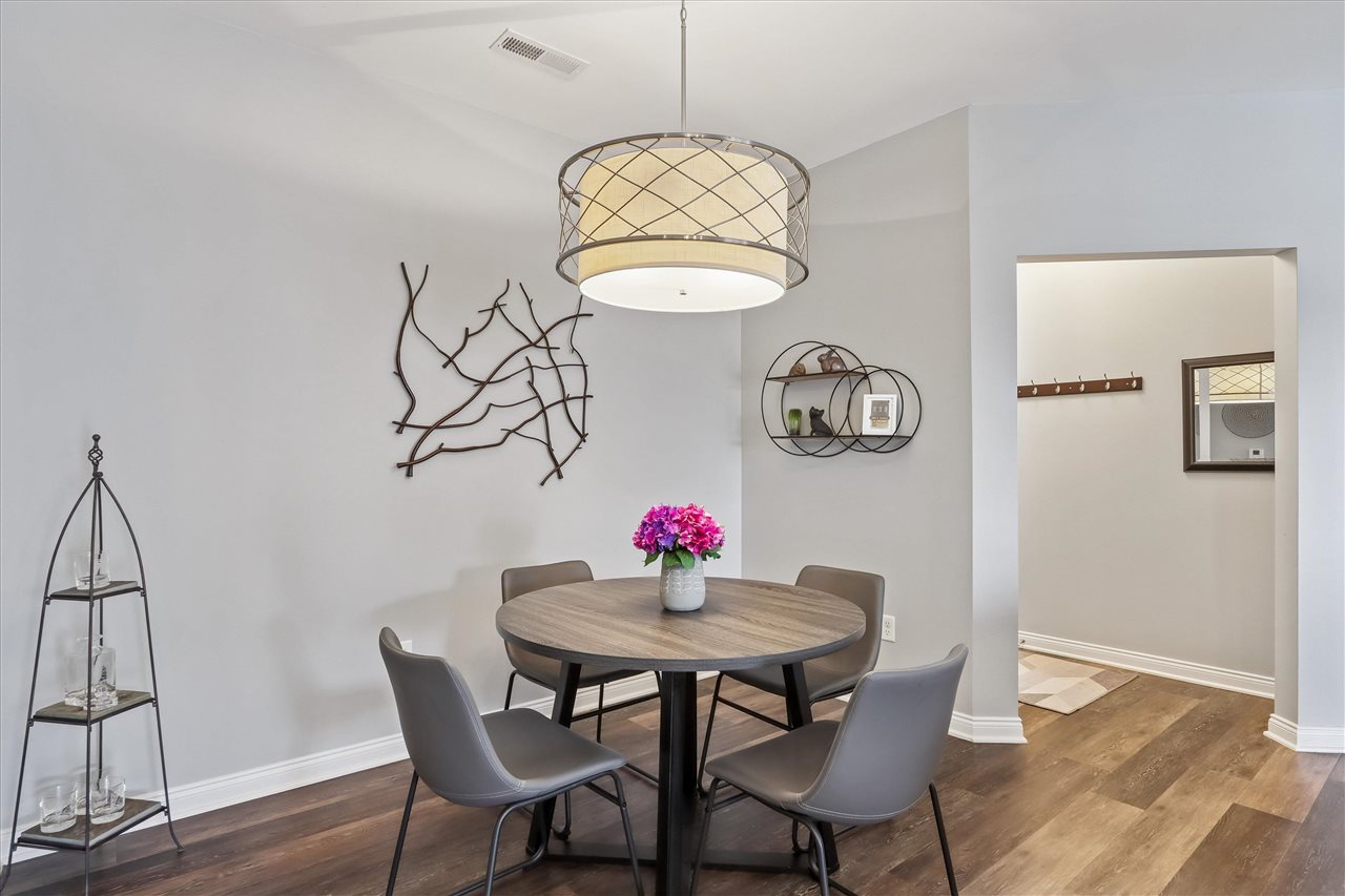 2194 Willenbrock Cir.