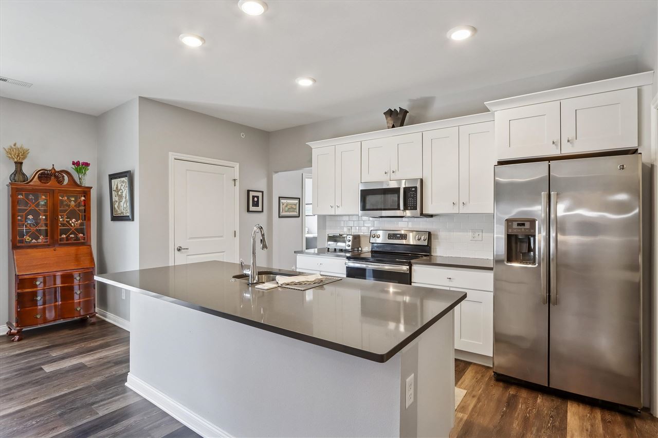 2194 Willenbrock Cir.