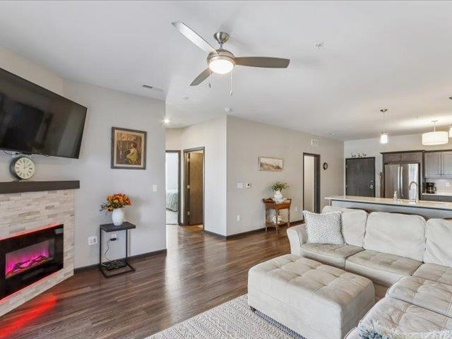 2873 Spring Rose Cir Unit: 102