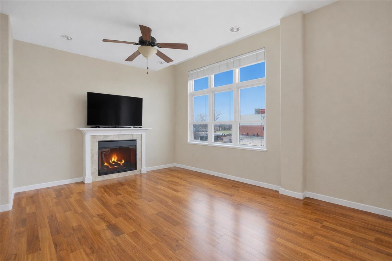 843 Quarry Rd Unit: 218