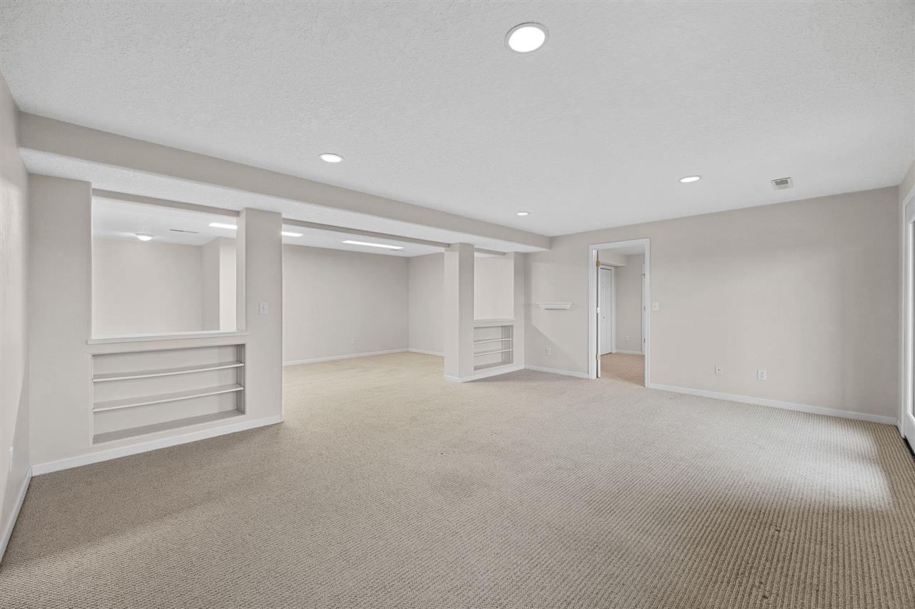 4242 Morel Cir