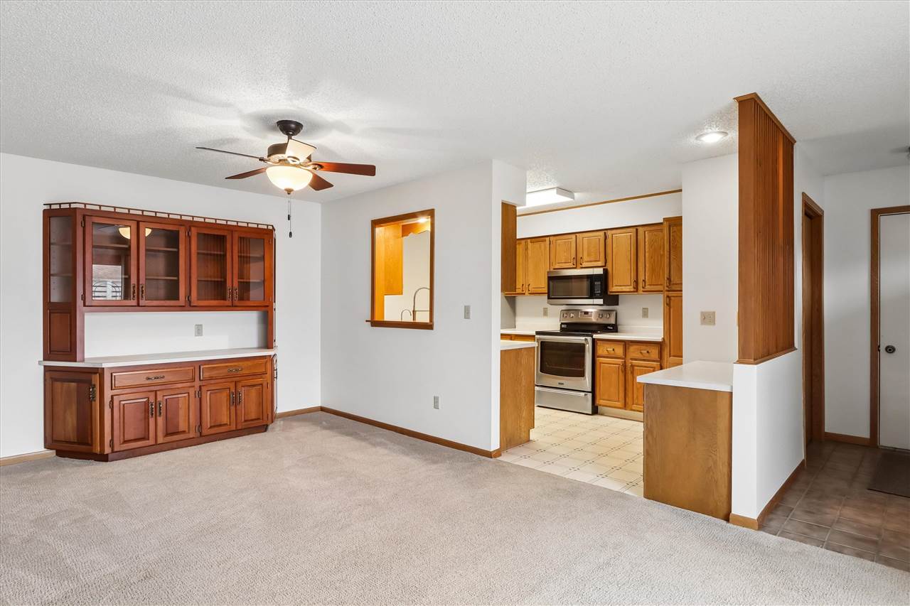 2410 Walden Ct