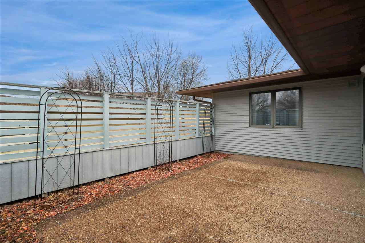 2410 Walden Ct