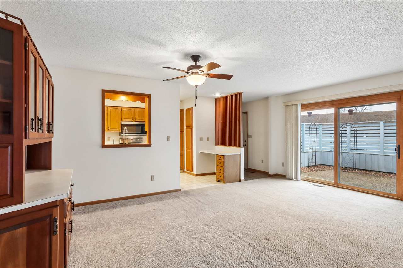 2410 Walden Ct