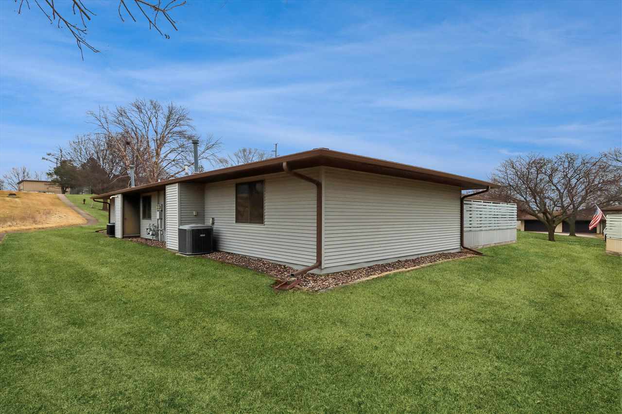 2410 Walden Ct