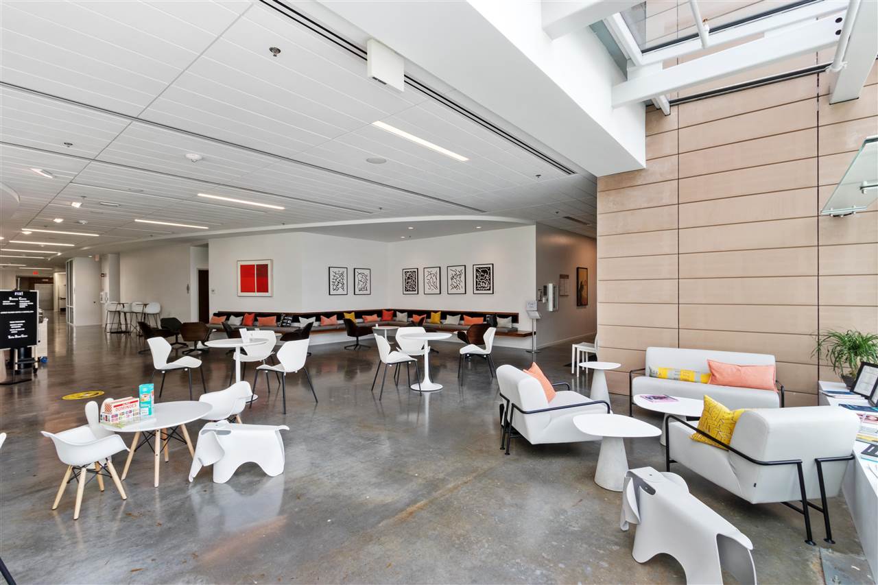 404 E College St Unit: No. 1101 + 1102