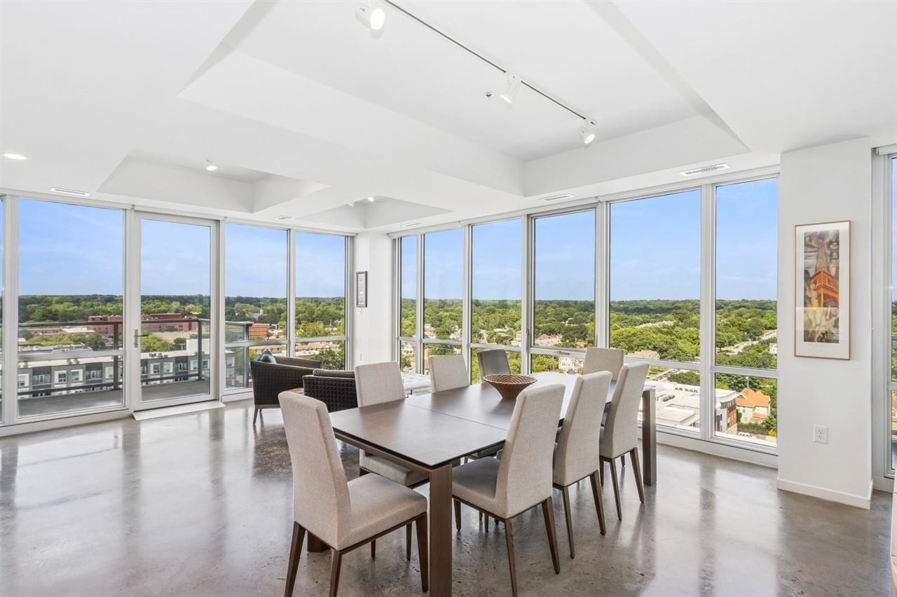 404 E College St Unit: No. 1101 + 1102