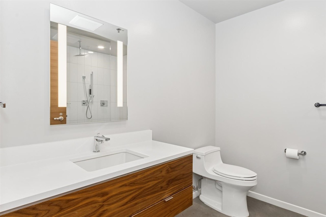 404 E College St Unit: No. 1101 + 1102