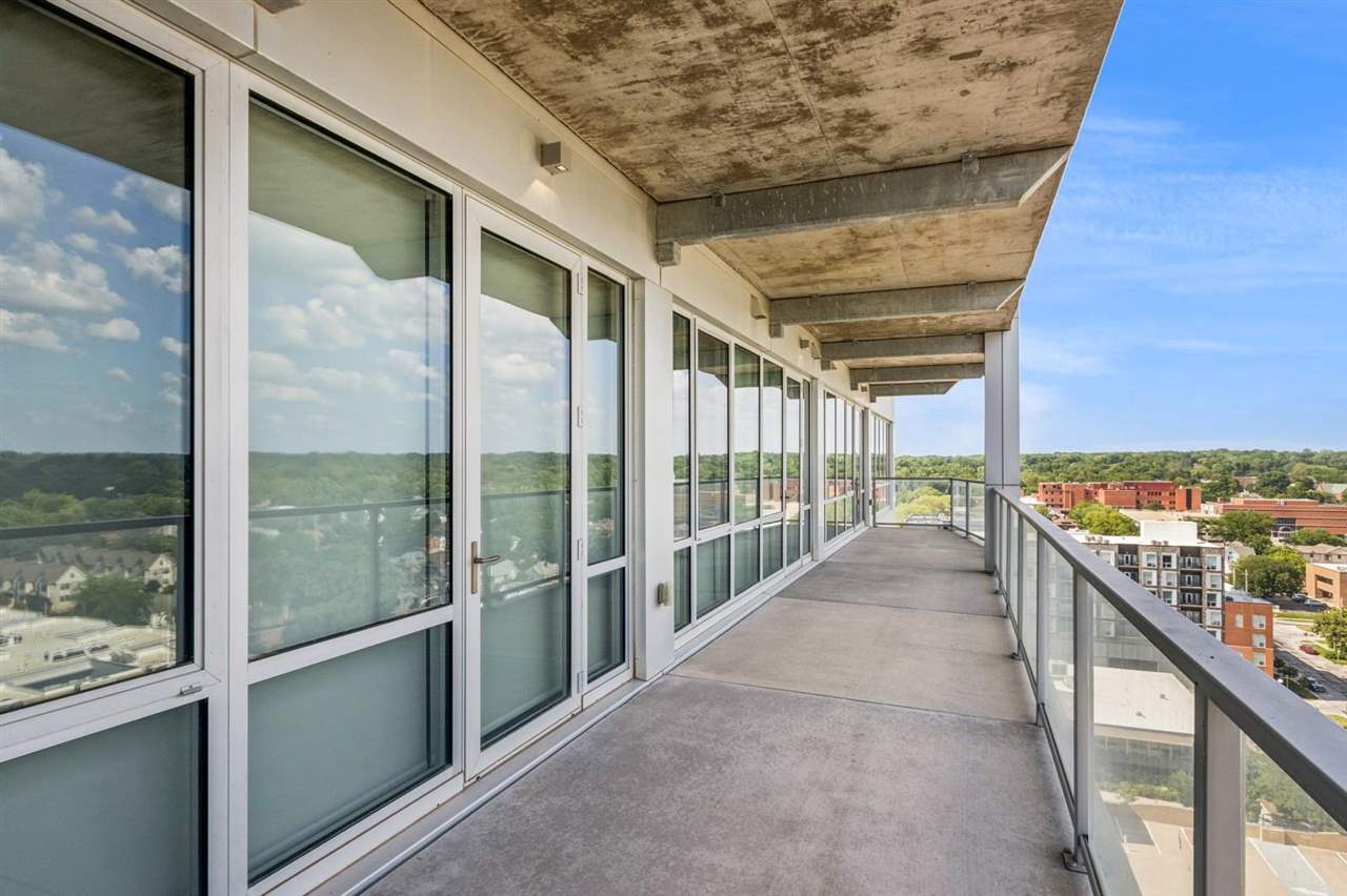 404 E College St Unit: No. 1101 + 1102