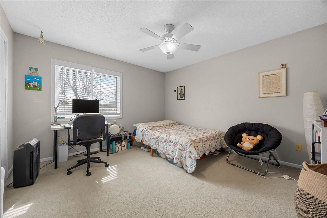 40 Gryn Ct