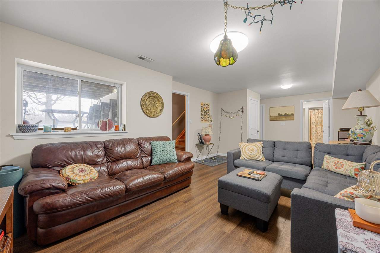 40 Gryn Ct