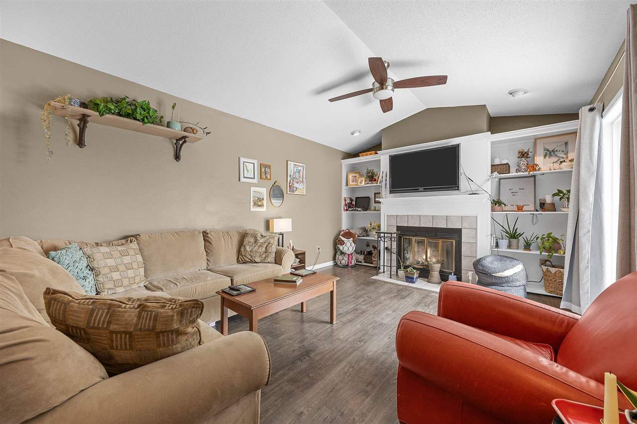 40 Gryn Ct
