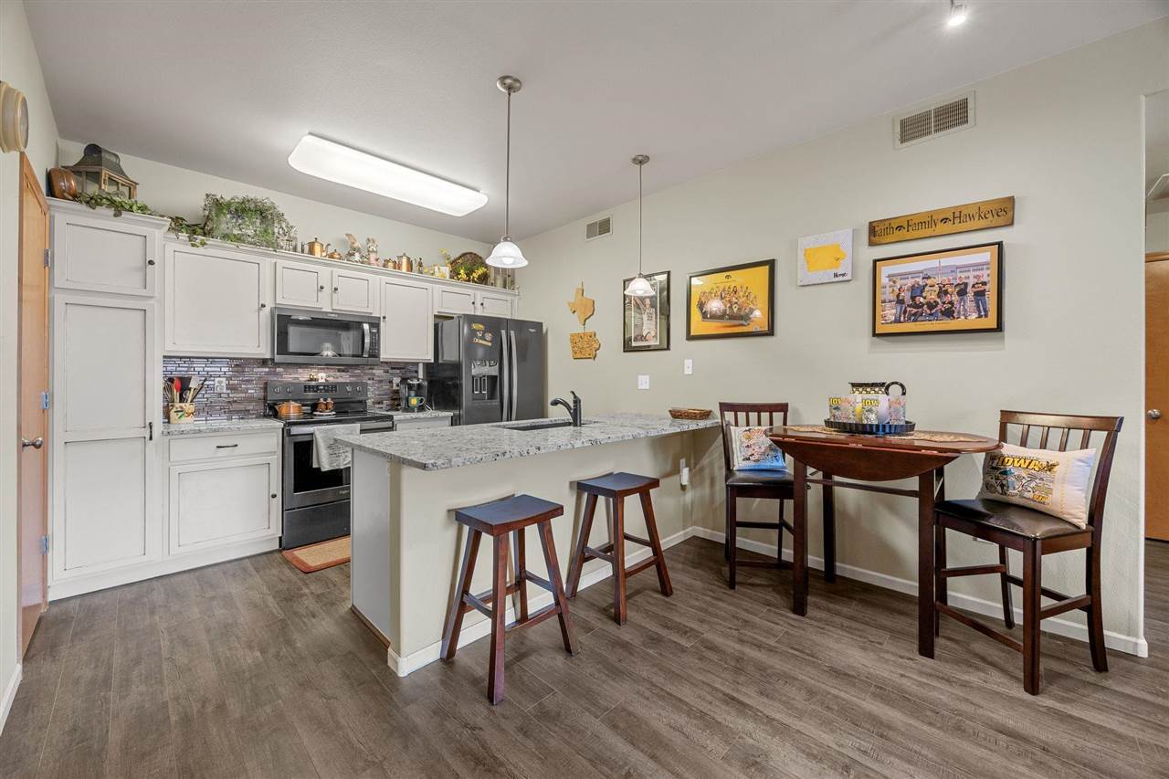 285 Sadler Ln Unit: 202